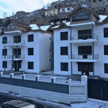 Hotel Kargil Heights Exteriör bild